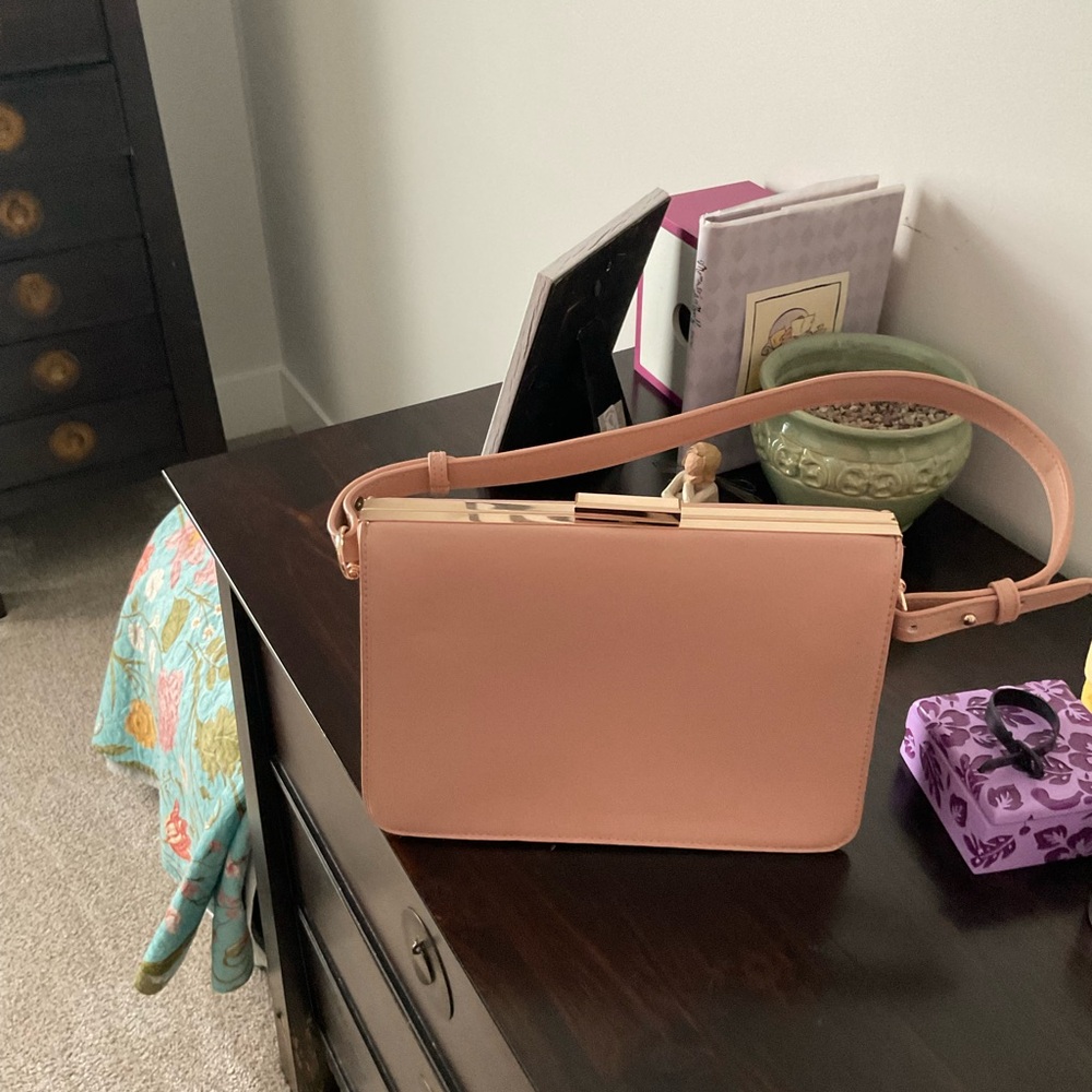 Elegant Pink Women's Bag